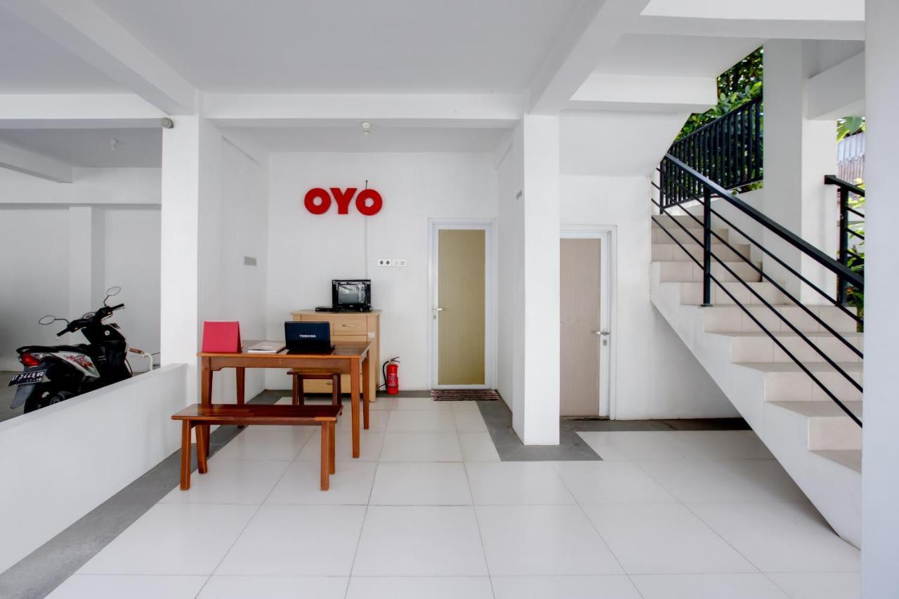 Oyo 3279 Joy Residence Самаринда Экстерьер фото